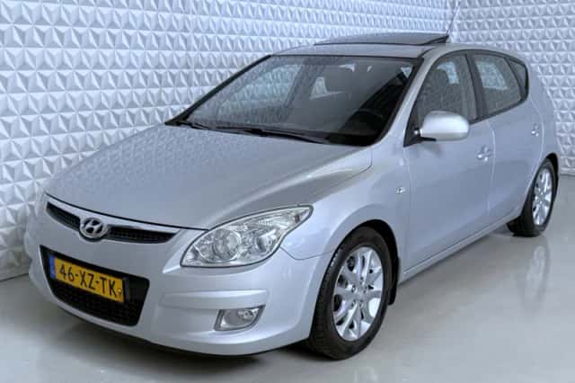 Hyundai i30 (2007) thumbnail 1