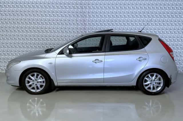 Hyundai i30 (2007) thumbnail 5
