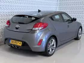 Hyundai Veloster (2011) thumbnail 9