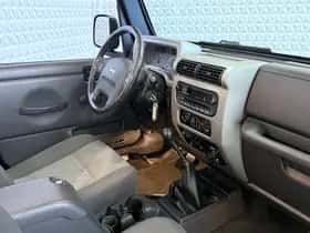 Jeep Wrangler (2005) thumbnail 2
