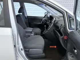 Kia Carens (2008) thumbnail 14