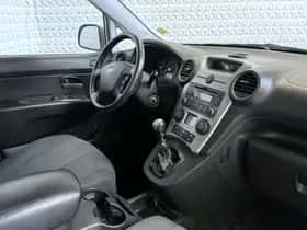 Kia Carens (2008) thumbnail 16