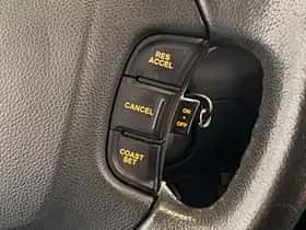 Kia Carens (2008) thumbnail 19