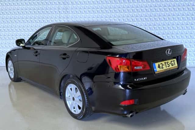 Lexus IS (2007) thumbnail 3
