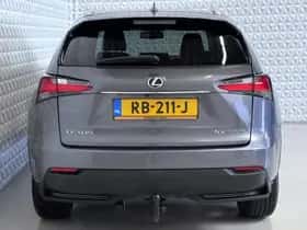 Lexus NX (2017) thumbnail 8