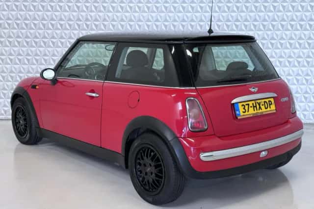MINI  (2002) thumbnail 3