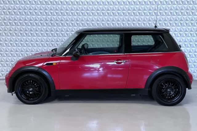 MINI  (2002) thumbnail 5