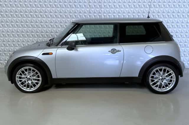 MINI  (2004) thumbnail 5
