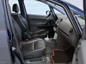 Mitsubishi Colt thumbnail 12
