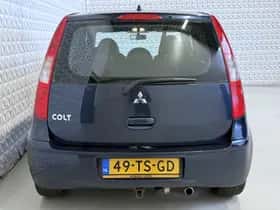 Mitsubishi Colt thumbnail 6
