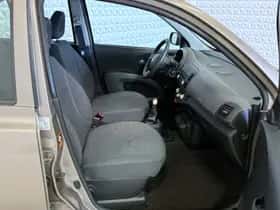 Nissan Micra (2005) thumbnail 14