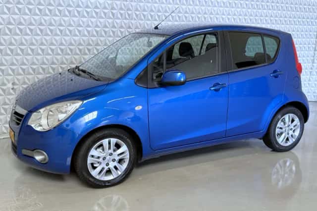 Opel Agila (2011) thumbnail 4