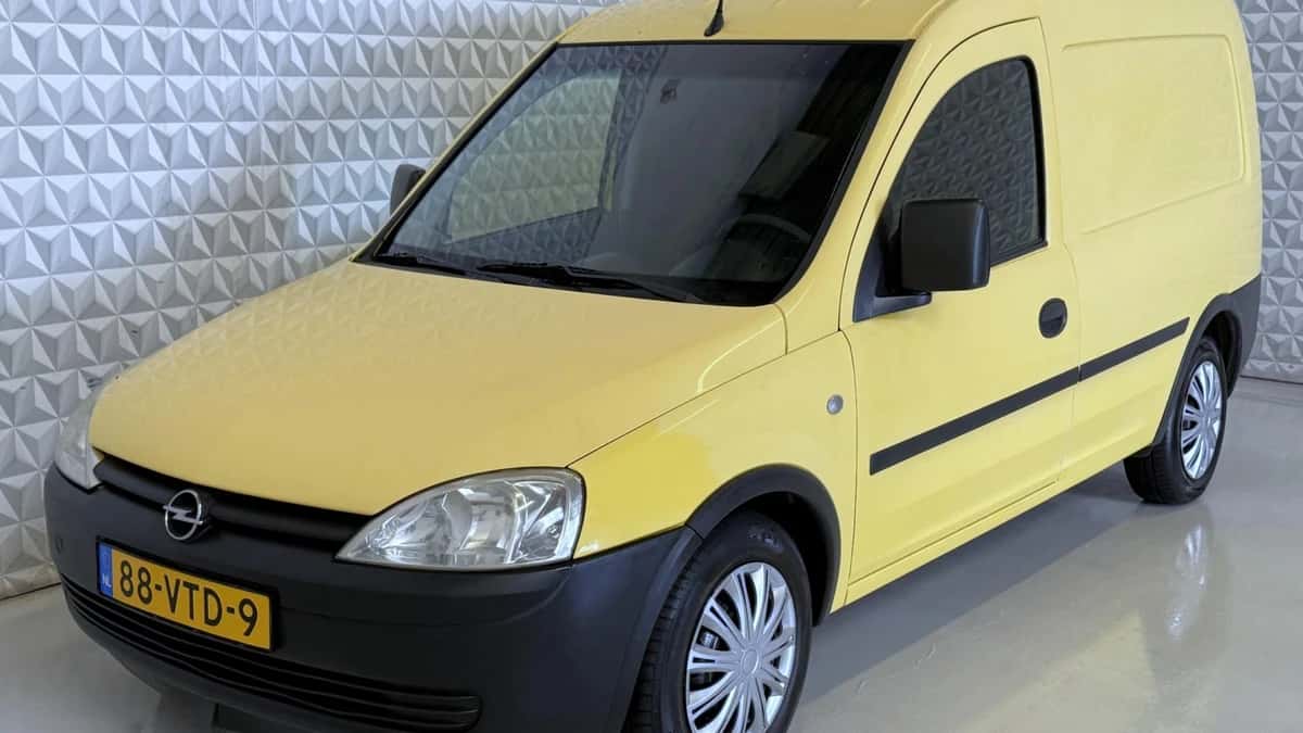 Opel Combo (2008) — foto 1