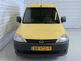 Opel Combo (2008) thumbnail 11