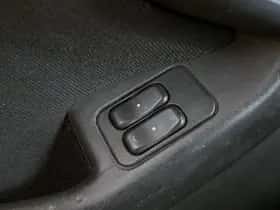 Opel Combo (2008) thumbnail 16