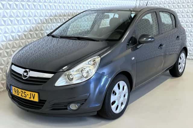 Opel Corsa (2008) thumbnail 1