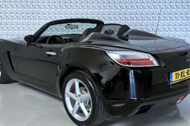 Opel GT (2007) thumbnail 3