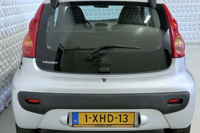 Peugeot 107 (2006) thumbnail 6