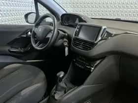 Peugeot 208 (2013) thumbnail 2