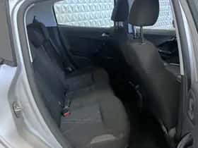 Peugeot 208 (2013) thumbnail 13