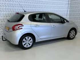 Peugeot 208 (2013) thumbnail 8
