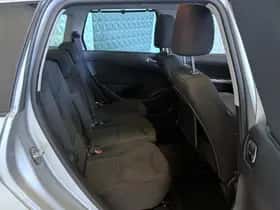 Peugeot 308 (2011) thumbnail 14