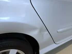 Peugeot 308 (2011) thumbnail 25
