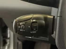 Peugeot 308 (2012) thumbnail 16