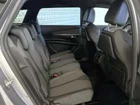 Peugeot 5008 (2018) thumbnail 16