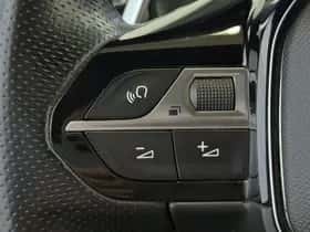 Peugeot 5008 (2018) thumbnail 25