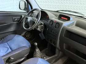 Peugeot Partner (2004) thumbnail 15