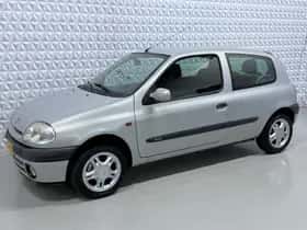 Renault Clio (2000) thumbnail 4