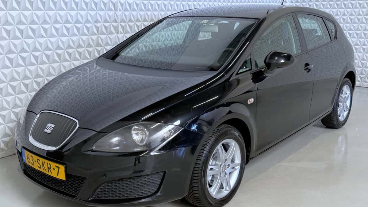 SEAT Leon (2011) — foto 1