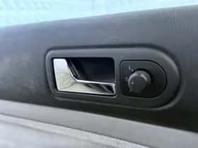 Volkswagen Golf thumbnail 16