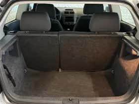 Volkswagen Polo (2002) thumbnail 16
