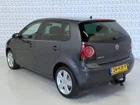Volkswagen Polo (2009) thumbnail 4