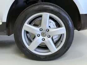 Volkswagen Touareg (2004) thumbnail 22