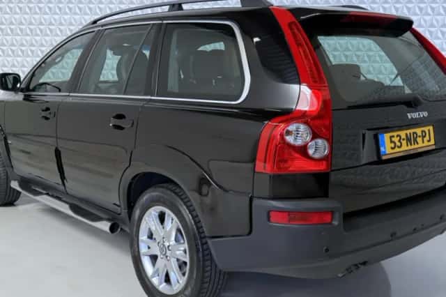 Volvo XC90 (2004) thumbnail 4