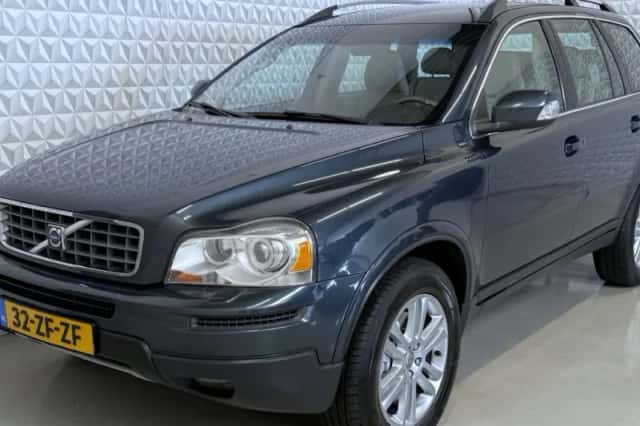 Volvo XC90 (2008) thumbnail 1