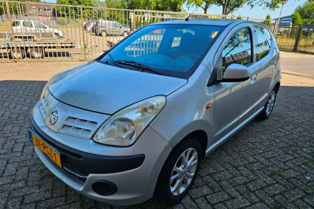 Nissan Pixo (2011) thumbnail 1