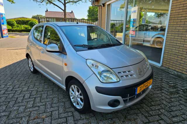 Nissan Pixo (2011) thumbnail 2