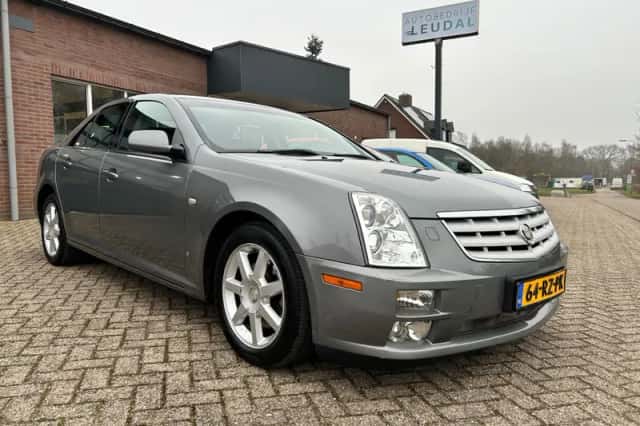 Cadillac STS (2005) thumbnail 3