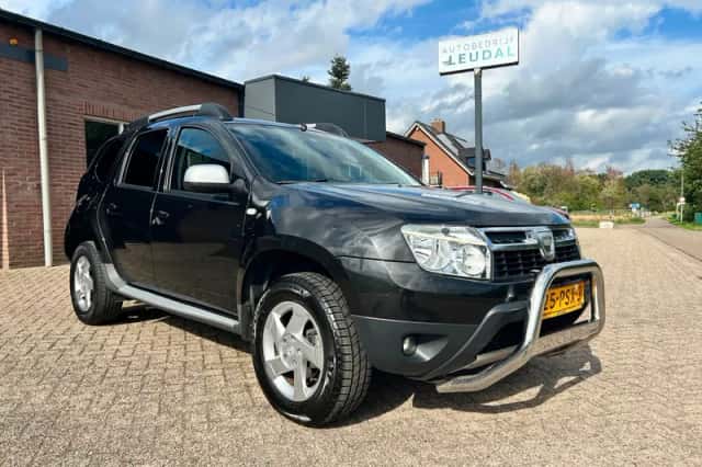 Dacia Duster (2011) thumbnail 3