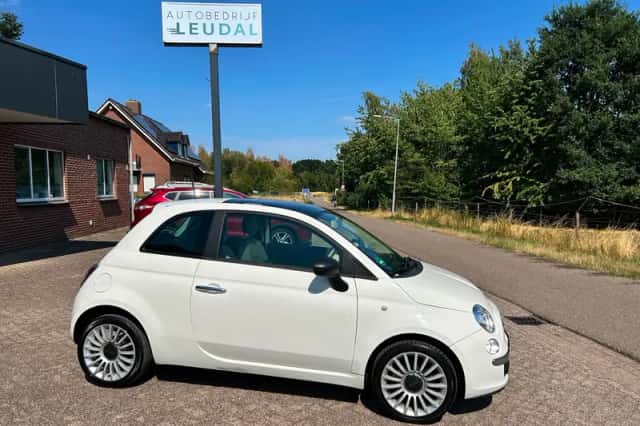 Fiat 500 (2013) thumbnail 4