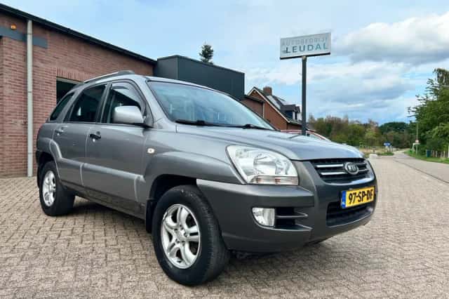Kia Sportage (2006) thumbnail 3