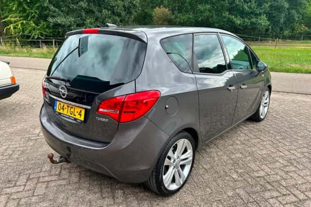 Opel Meriva (2012) thumbnail 5