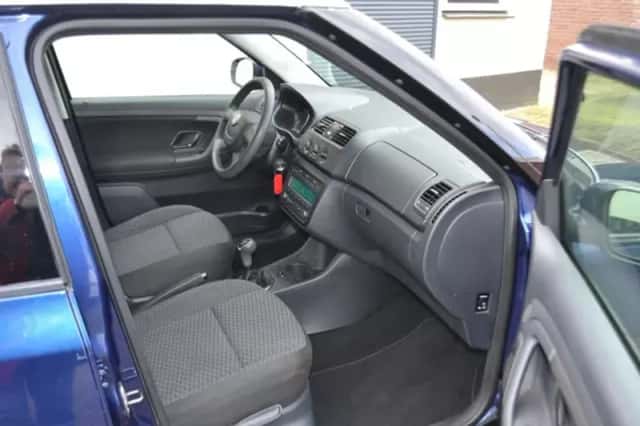 Škoda Fabia (2010) thumbnail 6