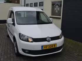 Volkswagen Caddy (2013) thumbnail 2