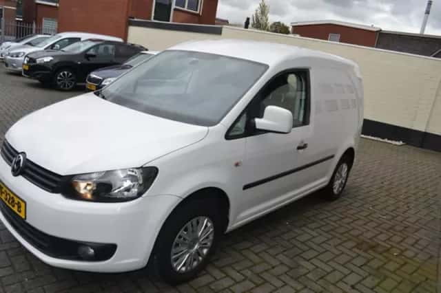 Volkswagen Caddy (2013) thumbnail 3