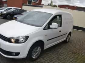 Volkswagen Caddy (2013) thumbnail 3